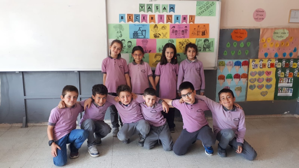 2/A Sınıfı Öğrencilerinden Renkli Koleksiyon Atölyesi